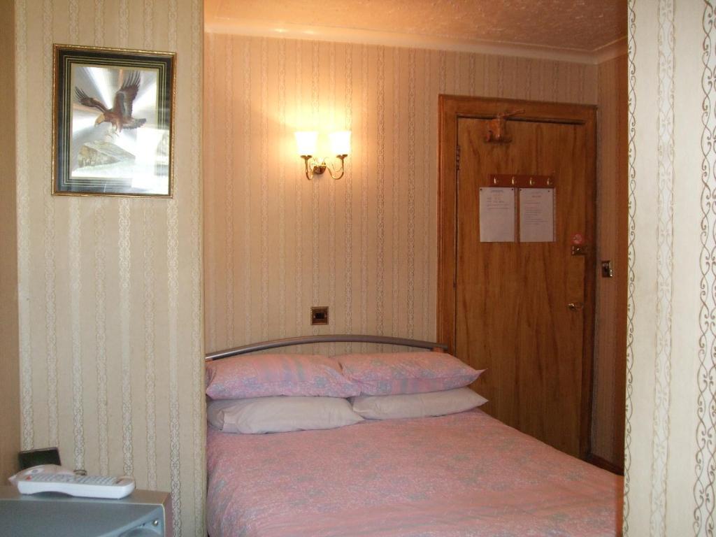 إدنبرة Swan Lake Guest House الغرفة الصورة