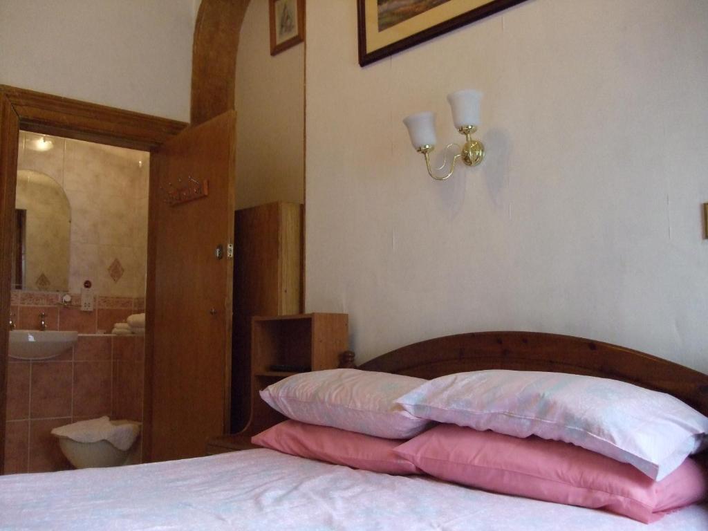 إدنبرة Swan Lake Guest House الغرفة الصورة