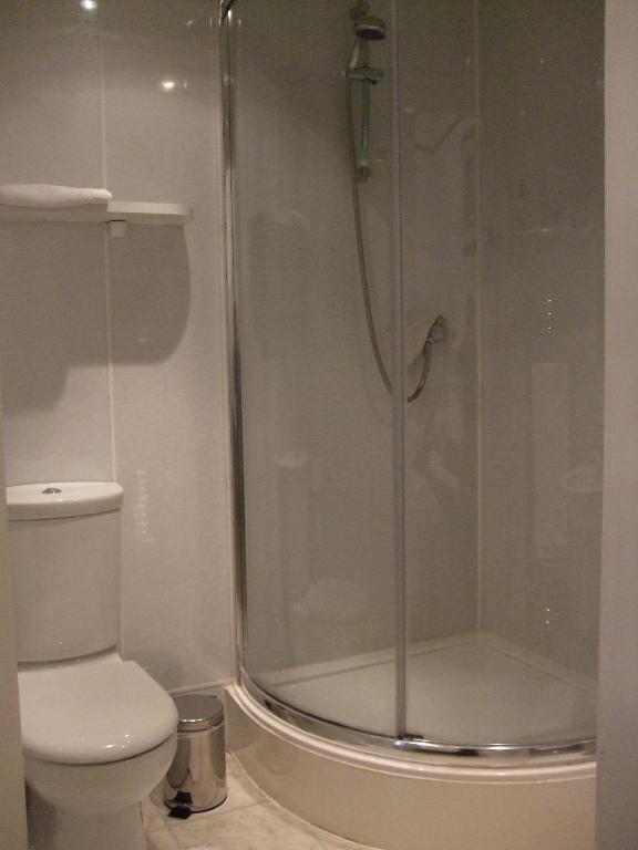 إدنبرة Swan Lake Guest House الغرفة الصورة