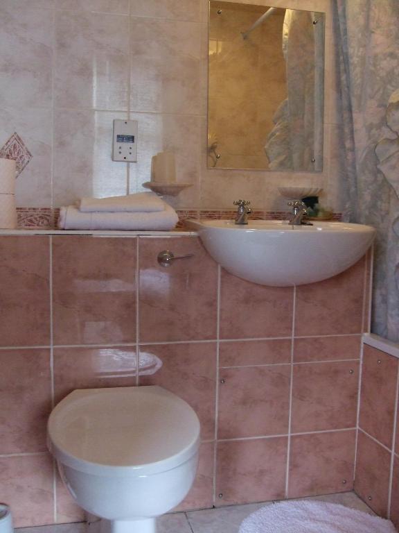 إدنبرة Swan Lake Guest House الغرفة الصورة