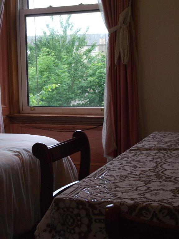 إدنبرة Swan Lake Guest House الغرفة الصورة