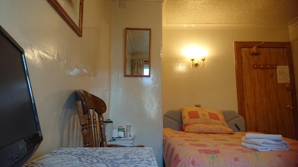 إدنبرة Swan Lake Guest House المظهر الخارجي الصورة