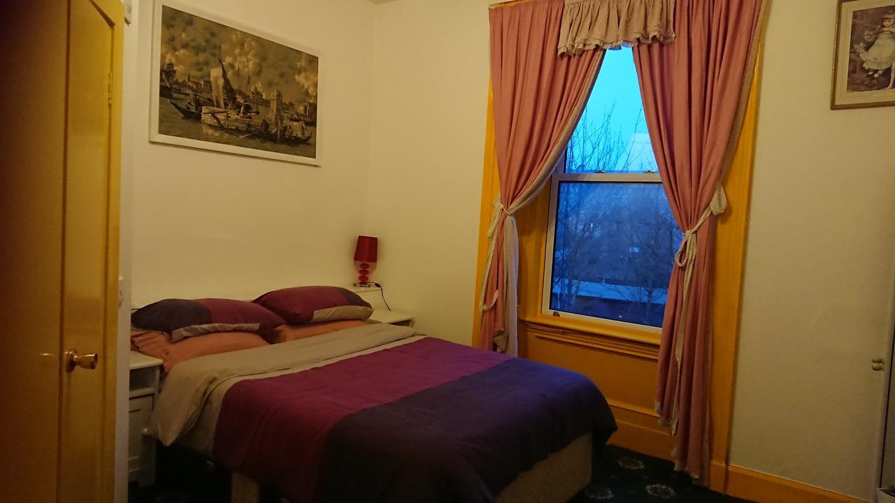 إدنبرة Swan Lake Guest House المظهر الخارجي الصورة